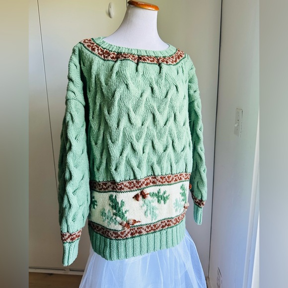Vintage Handknit Sweater in Mint green Chunky Knit Wool Unisex Unique Style - Picture 6 of 11